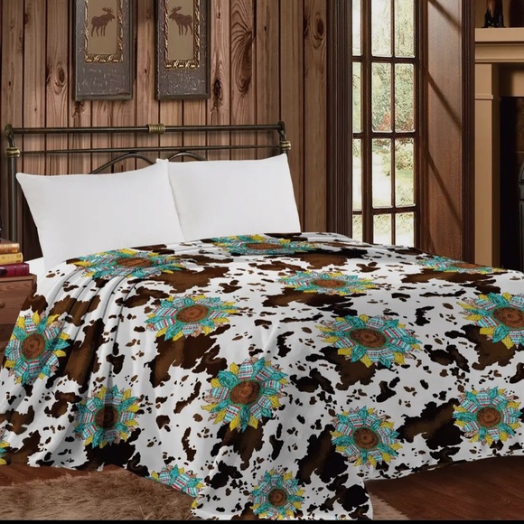 Western Linen Other - Western Linens Cow Print & Sunflower Turquoise Patterned Flannel Fleece blanket